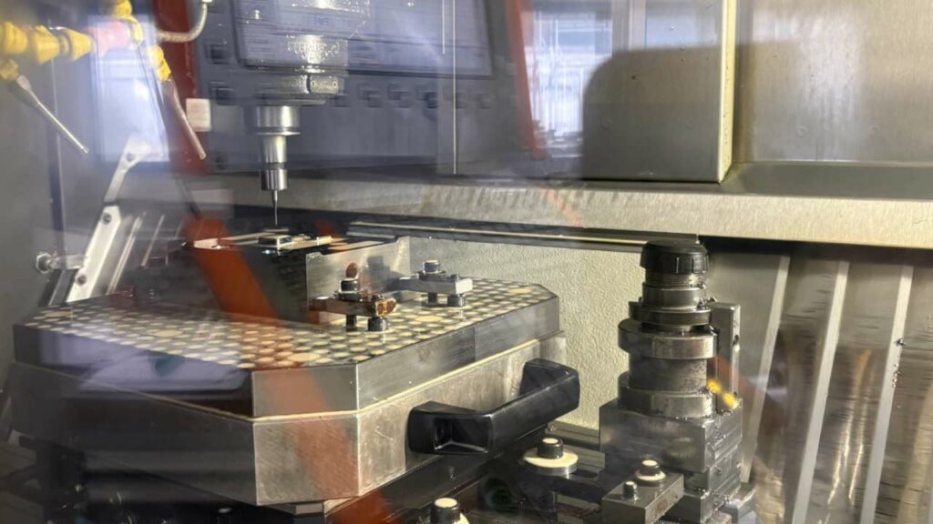 Usinage de moule métallique pour projet plasturgie industriel